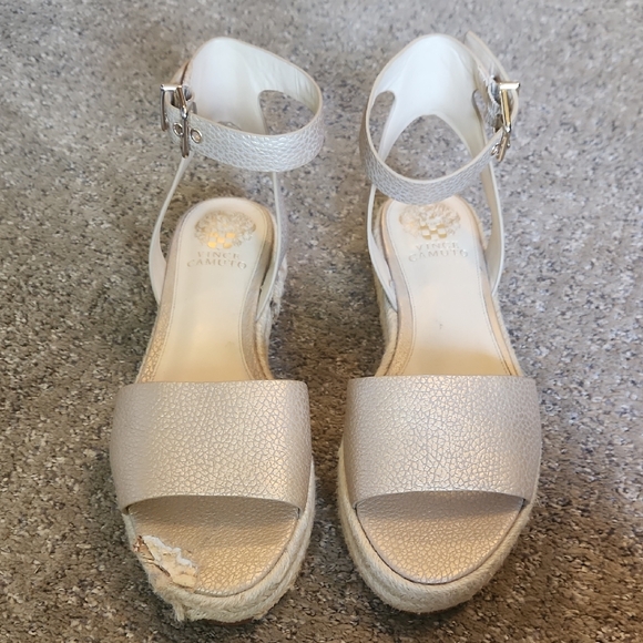 Vince Camuto Women's Tan Espadrille Sandals - Picture 1 of 8